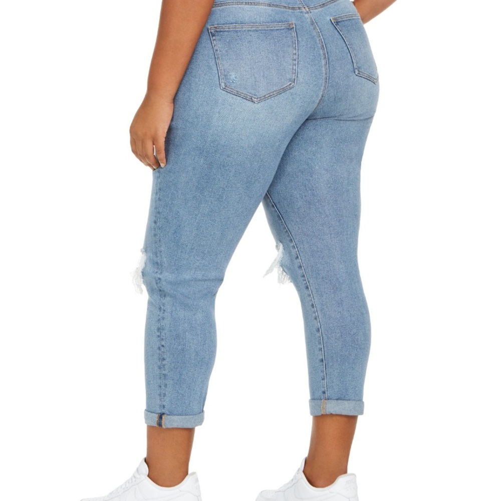 Plus size - Picture 2 of 6